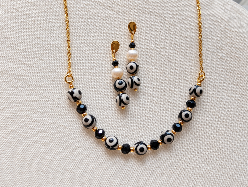 Tory Necklace & Earrings Set